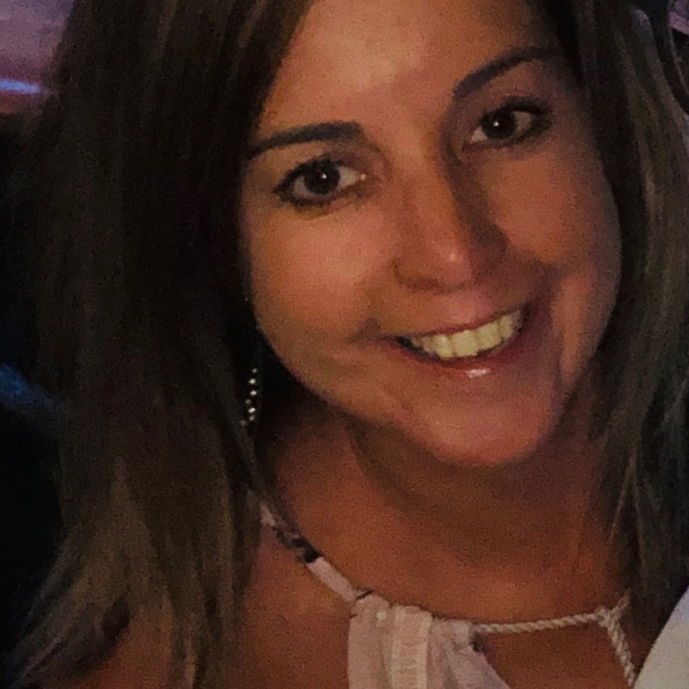 ❤️Posh Ambassador❤️ Karen!